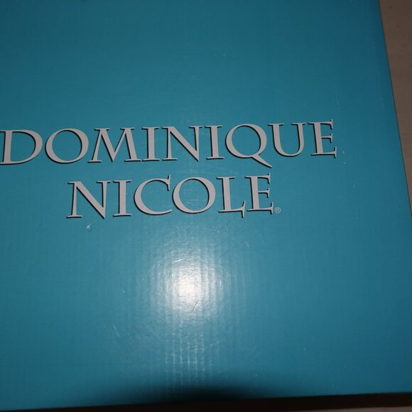 BRAND NEW GORGEOUS DOMINIQUE NICOLE WOMENS DRESS SHOES PUMPS NUDE SIZE 7 1/2 W - Picture 8 of 8